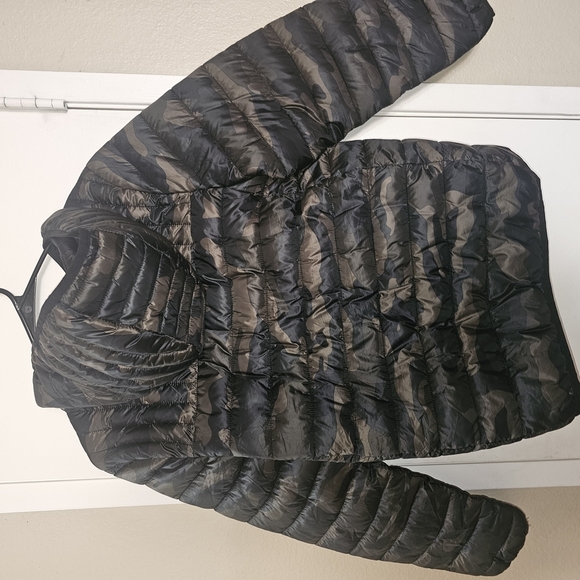 Urban Republic Black Puffer Jacket with Quilted Design and High Collar - Picture 2 of 14